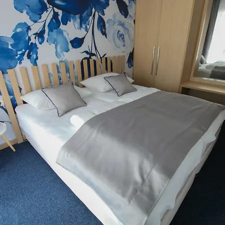 Luxury Tasa 아파트 트레빈예