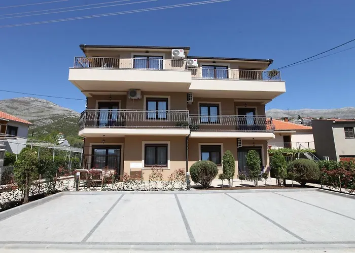 Luxury Tasa * تريبينيي